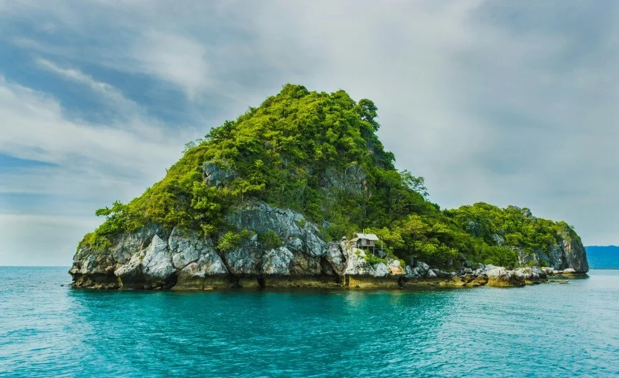 Underrated Archipelagos
