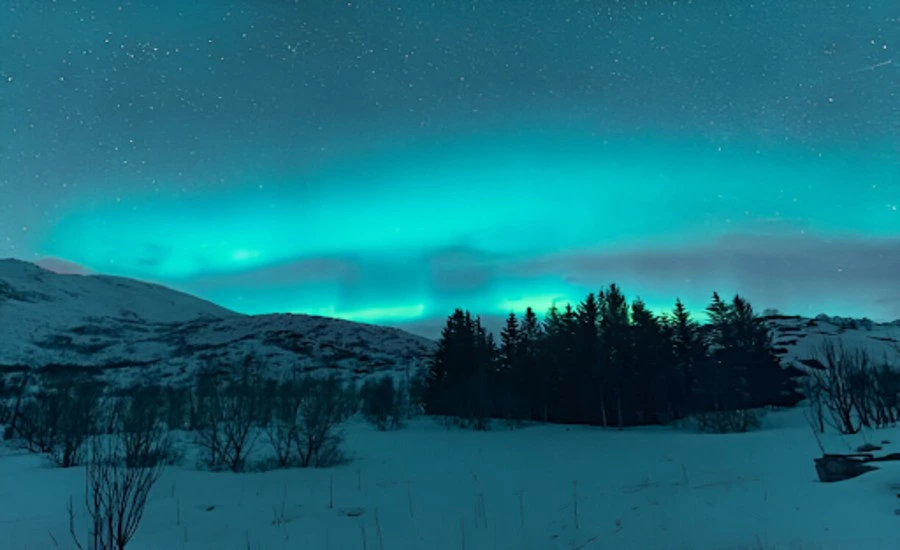 Northern Lights on a Budget