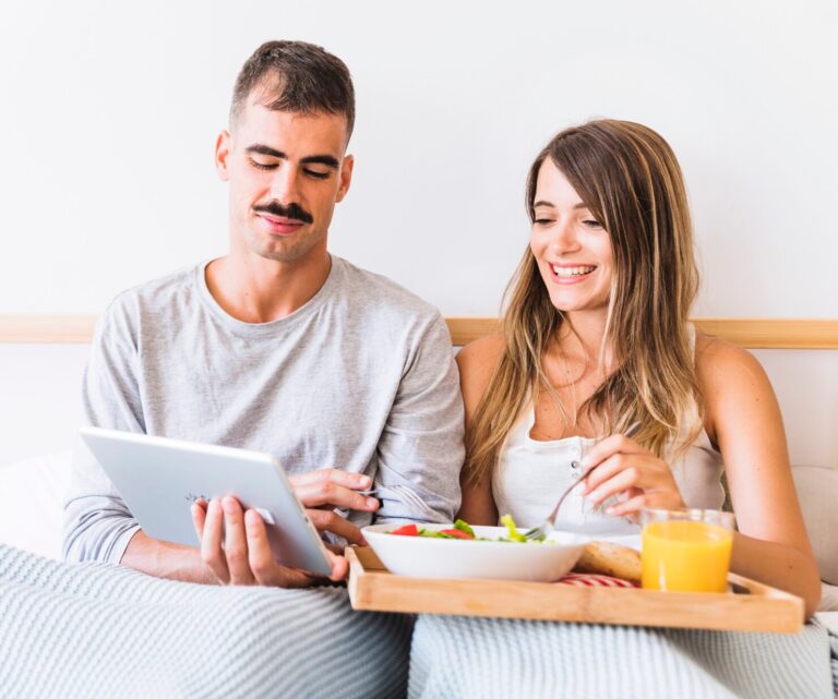 Digital detox for couples
